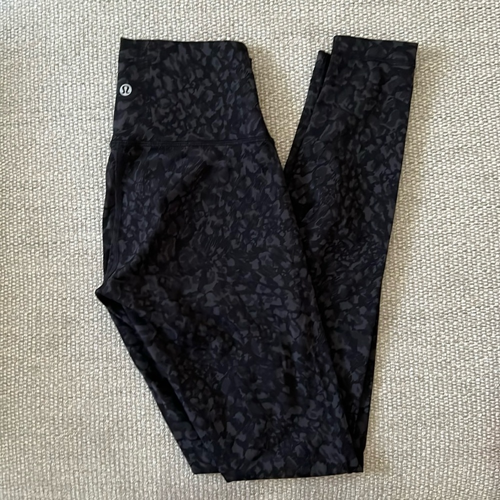 Women’s Lululemon Training Leggings Size 4